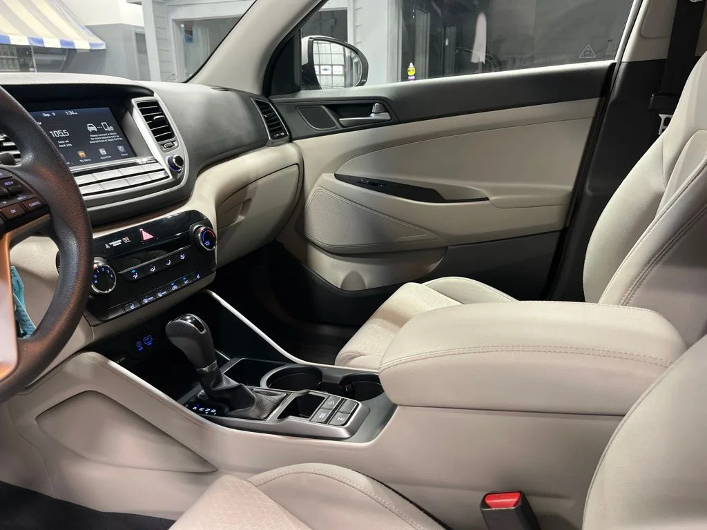 Used 2018 Molten Silver Hyundai SEL image 14