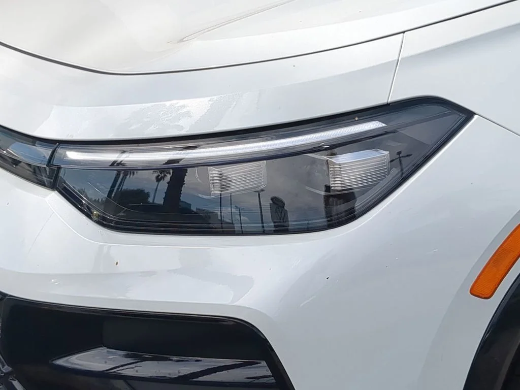 New 2026 White/off-white Volkswagen 2.0T SE R-Line Black image 7