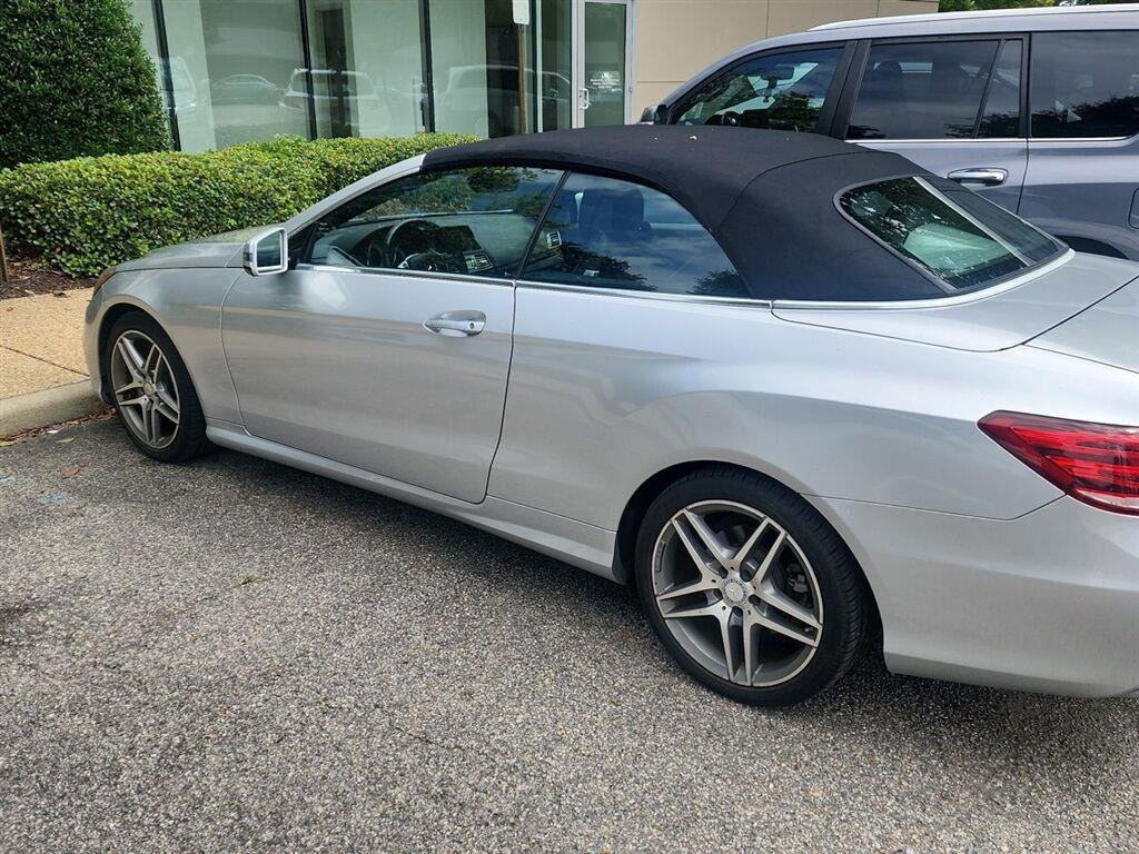 Used 2017 Iridium Silver Metallic Mercedes-Benz E 400 image 4
