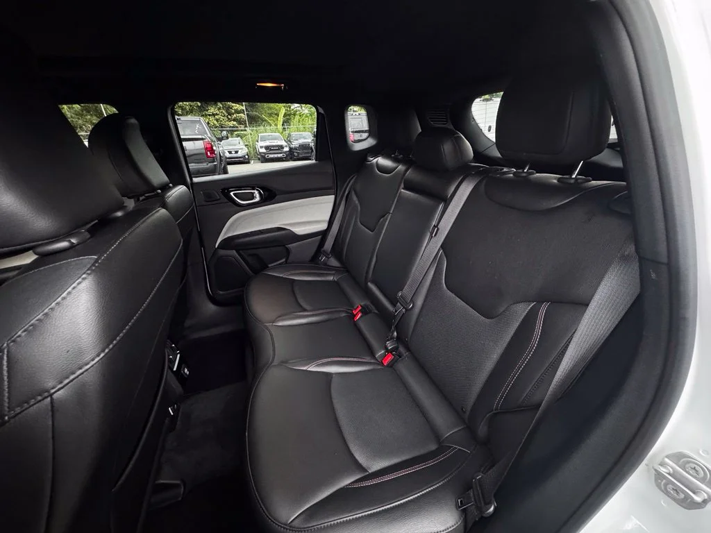 Used 2023 White Jeep Limited image 18