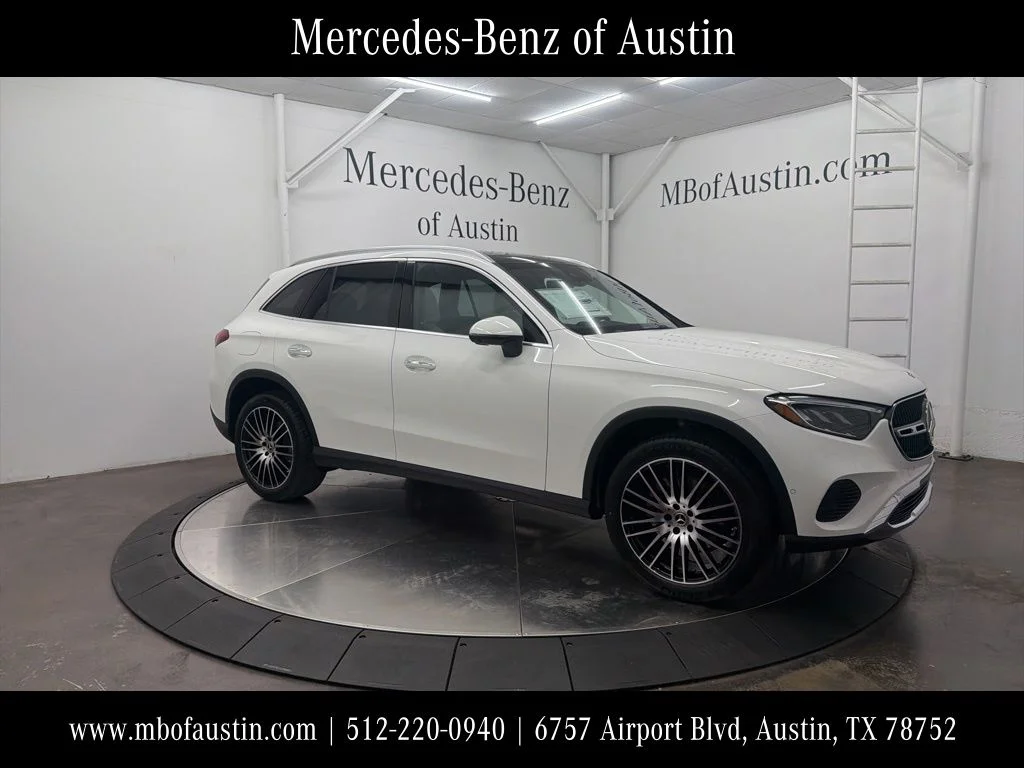 Used 2026 White Mercedes-Benz GLC 300 image 1