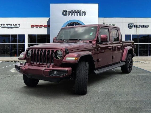 Used 2021 Snazzberry Pearlcoat Jeep Overland image 11