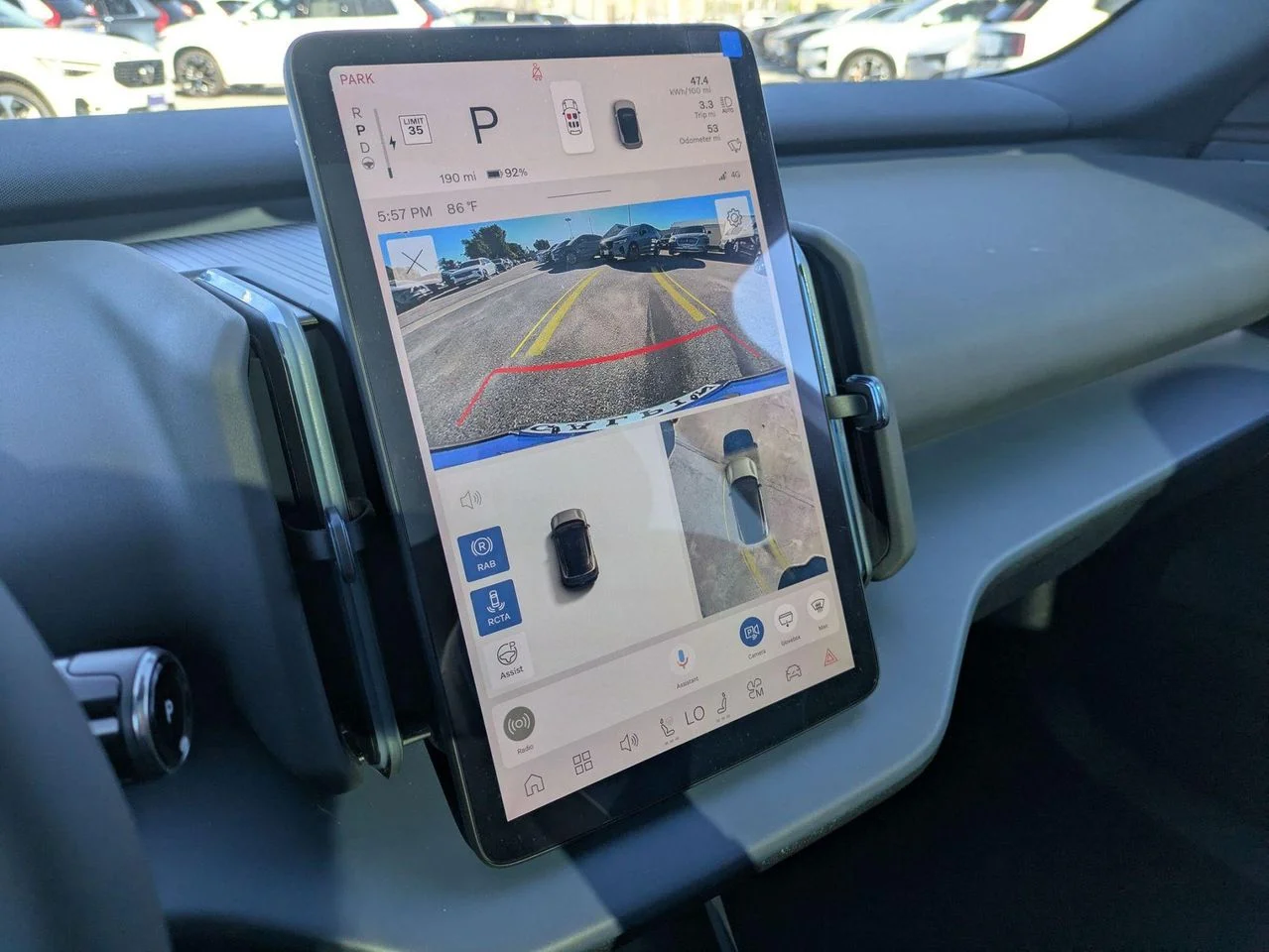 2025 Volvo EX30 Ultra - Photo 10