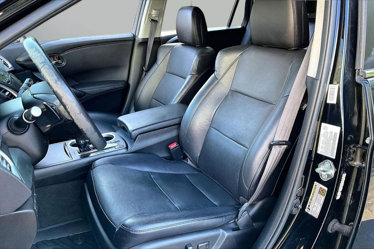 Used 2018  Acura Advance Package image 22
