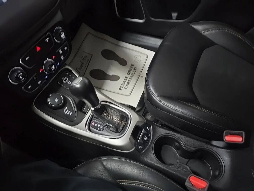 Used 2019 Gray Jeep Latitude image 26