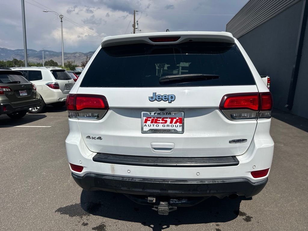 Used 2020 White Jeep Laredo image 8
