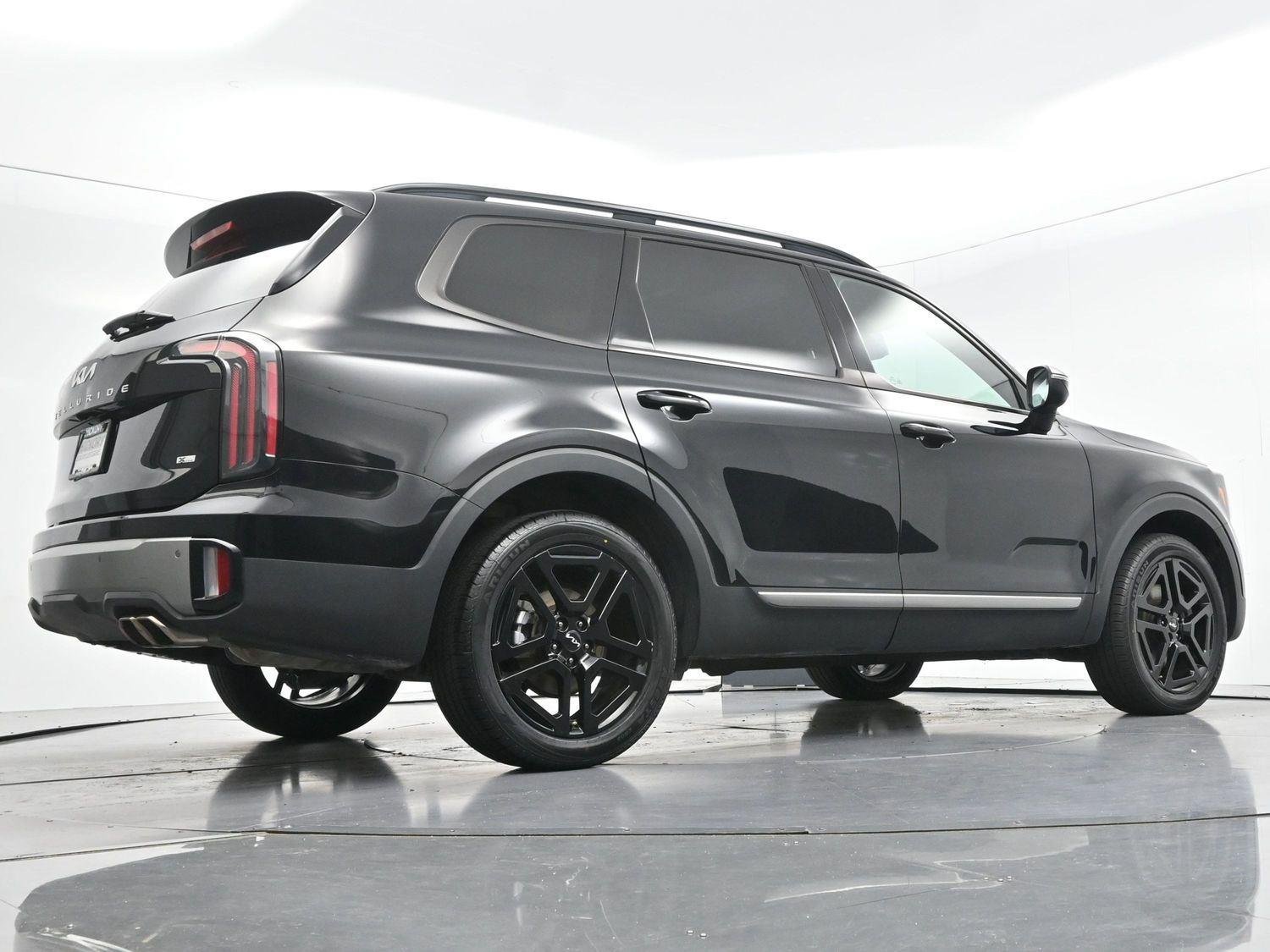 Used 2023 Ebony Black Kia EX X-Line image 49