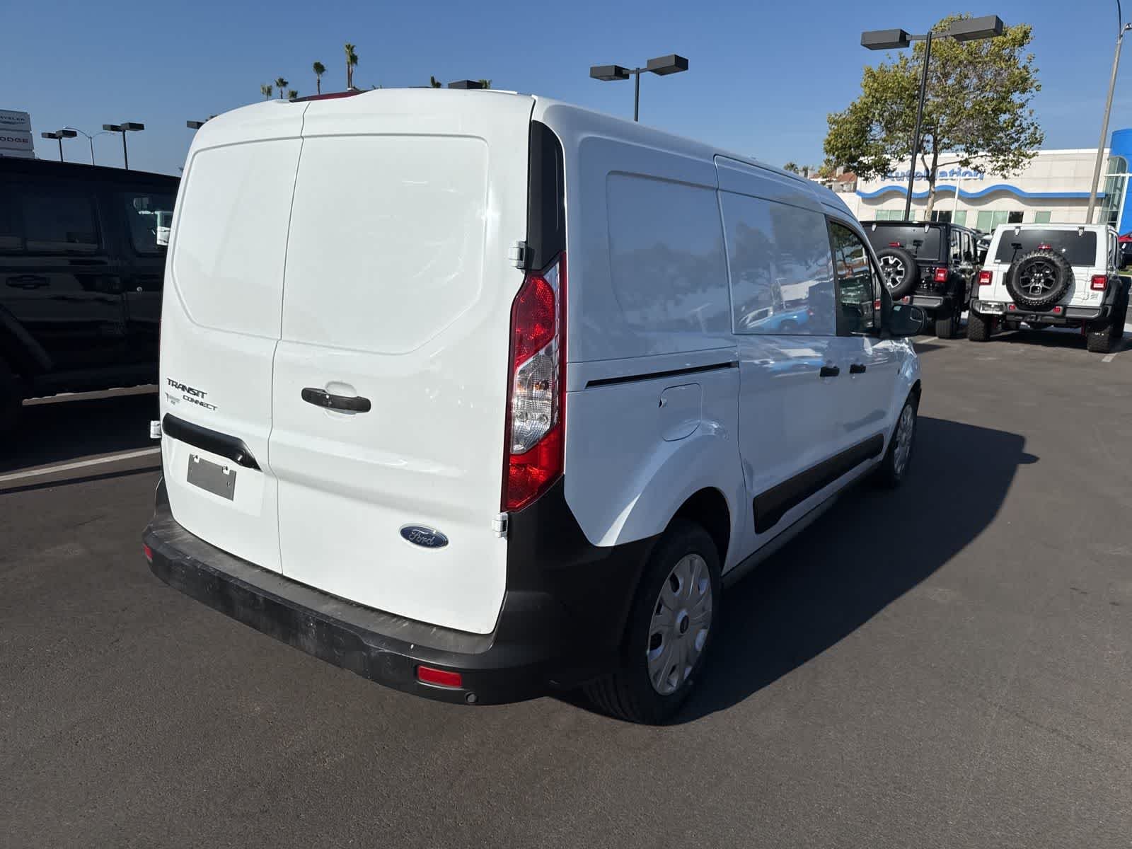 Used 2020 Frozen White Ford XL image 14