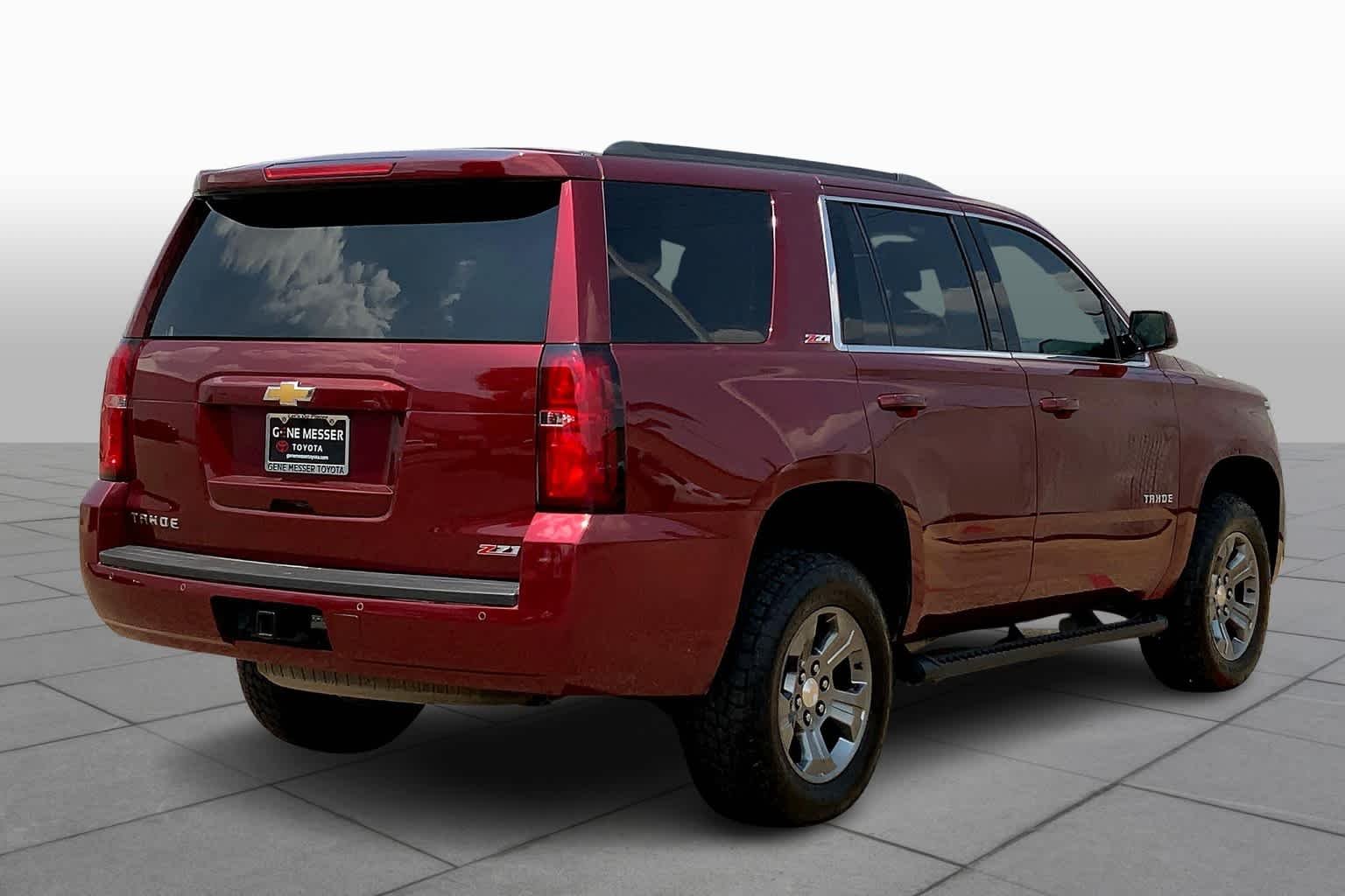 Used 2017 Siren Red Tintcoat Chevrolet LT image 13