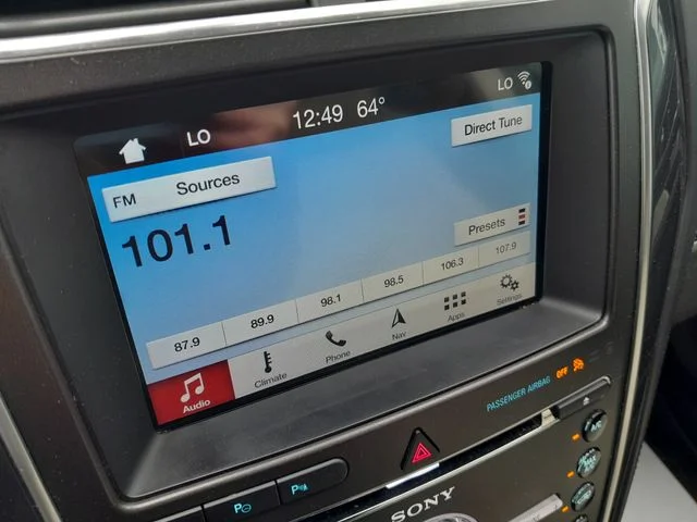 Used 2018 Blue Ford Platinum image 21