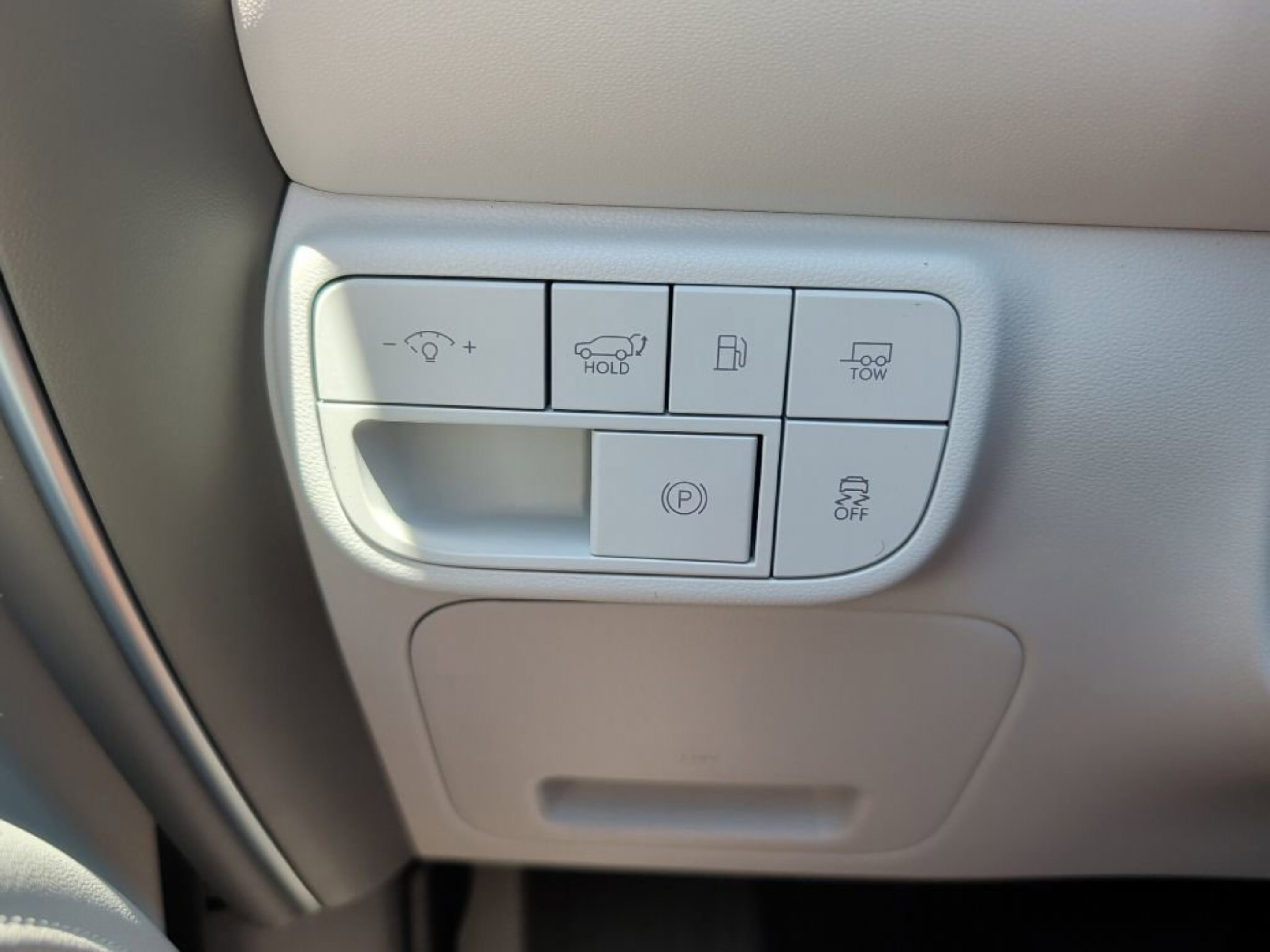 New 2026 Creamy White Pearl Hyundai Blue SEL 8P image 28