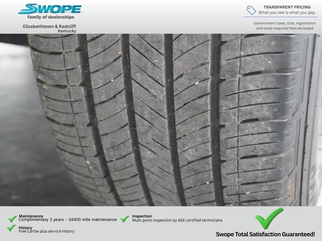 Used 2024 Sage Gray Hyundai SEL image 27