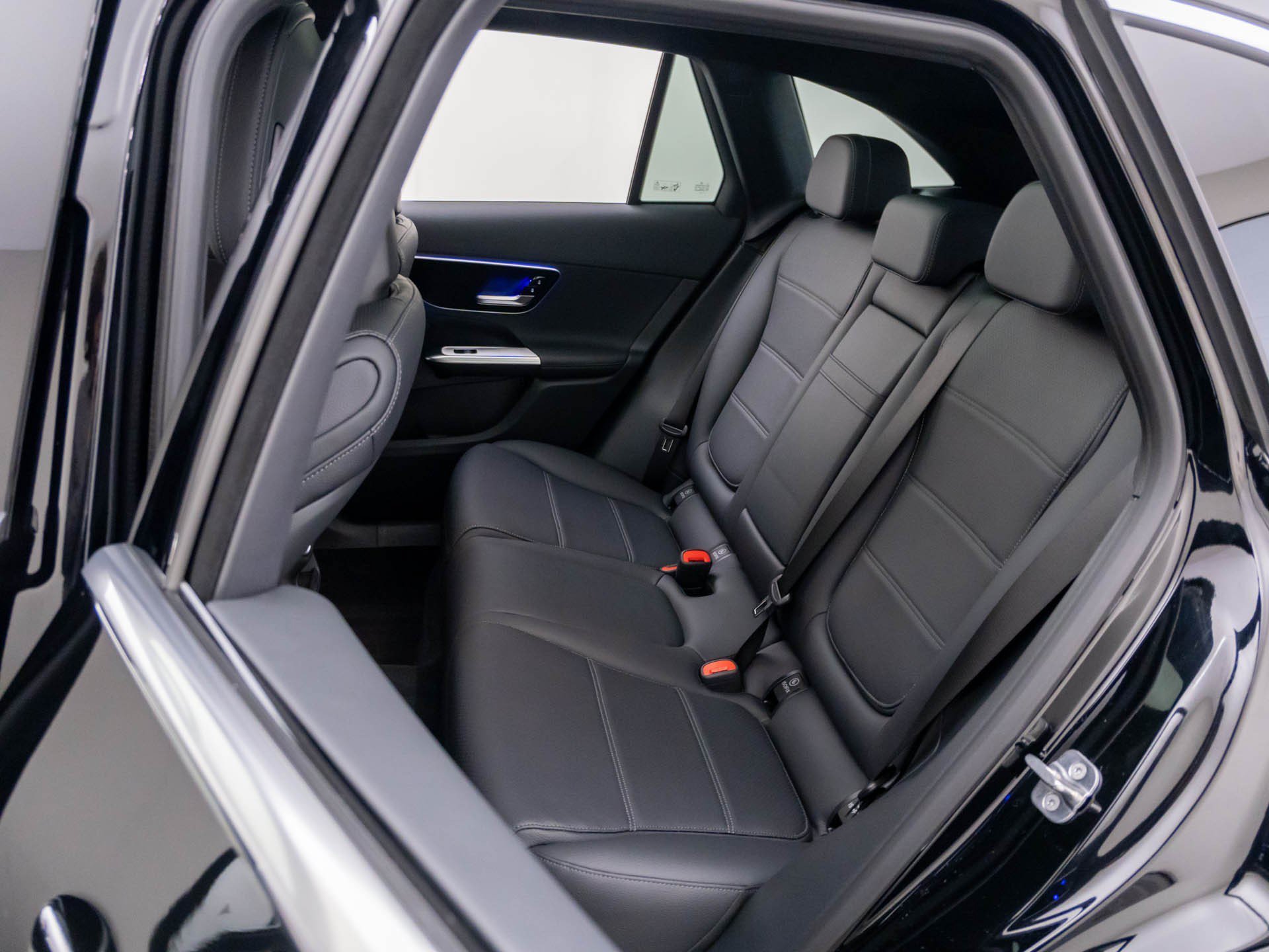 New 2026 Black Mercedes-Benz GLC 300 image 53