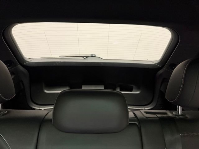 Certified Used 2022 Deep Black Pearl Effect Volkswagen 2.0T SE R-Line Black image 21
