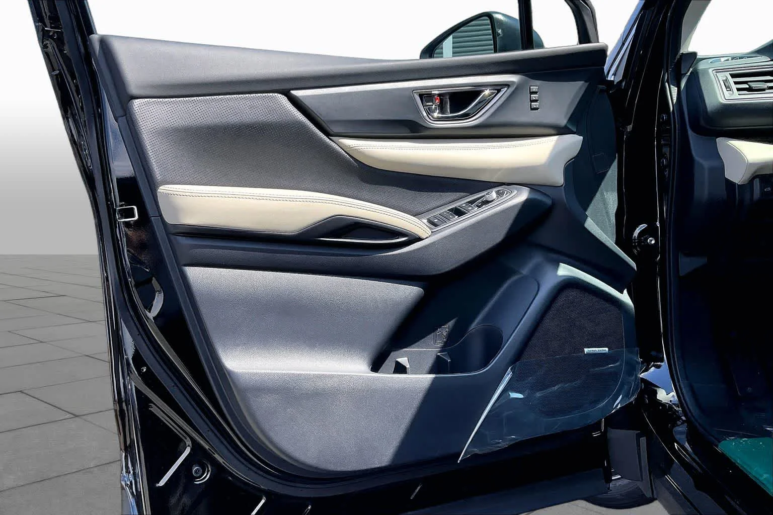 New 2026 Crystal Black Silica Subaru Limited image 10