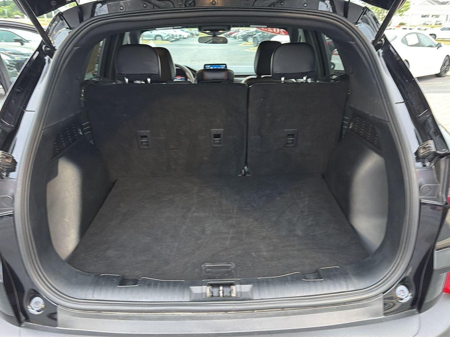 Used 2025 Carbonized Gray Ford ST-Line image 31