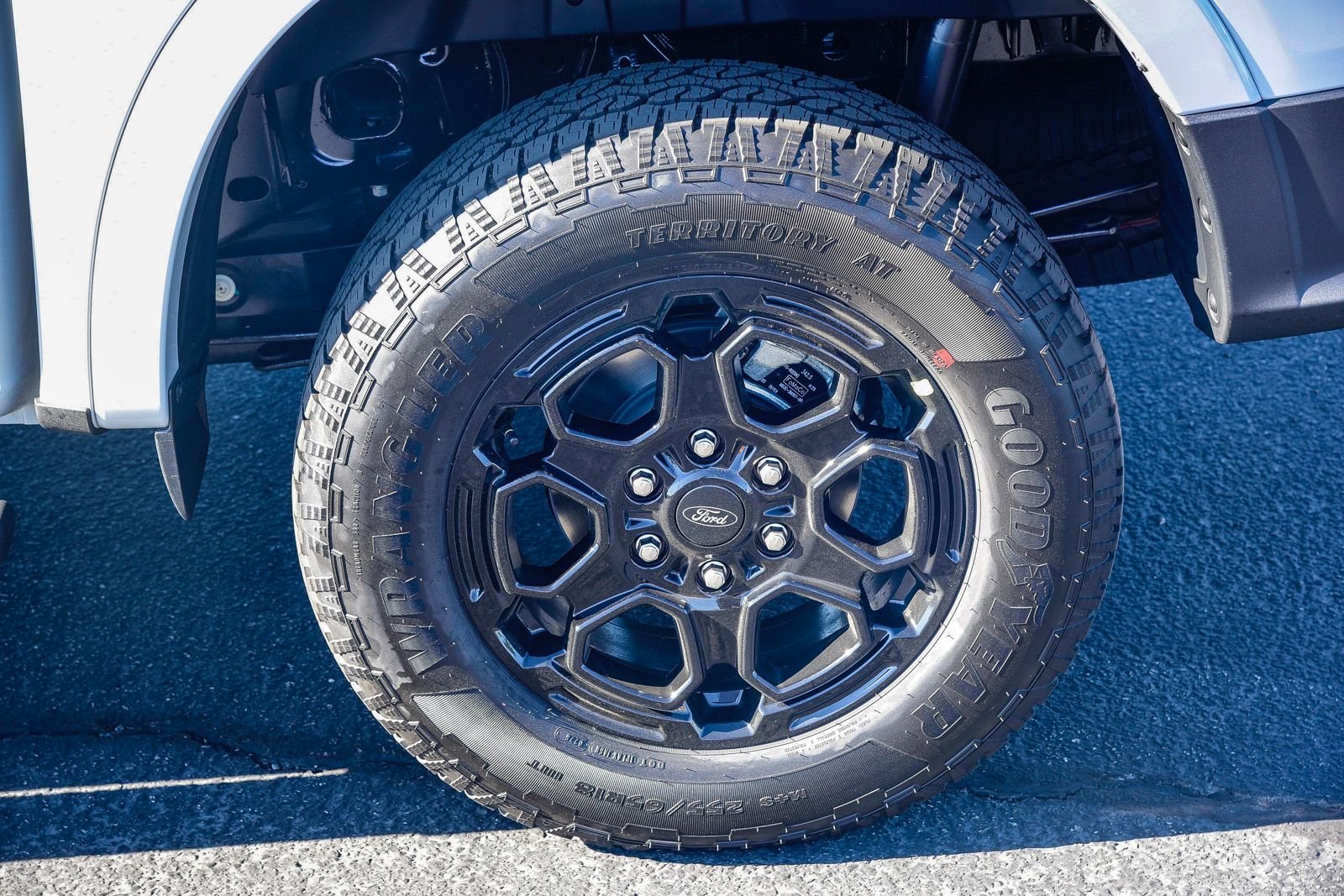 New 2026 Avalanche Ford XLT image 8