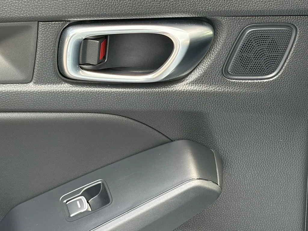 2025 Honda Civic Sport - Photo 25