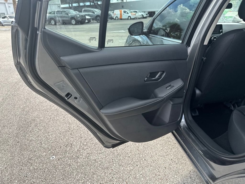 2025 Nissan Sentra S - Photo 21