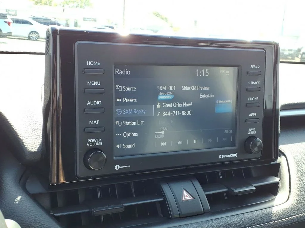 Used 2020 Black Toyota XLE image 20