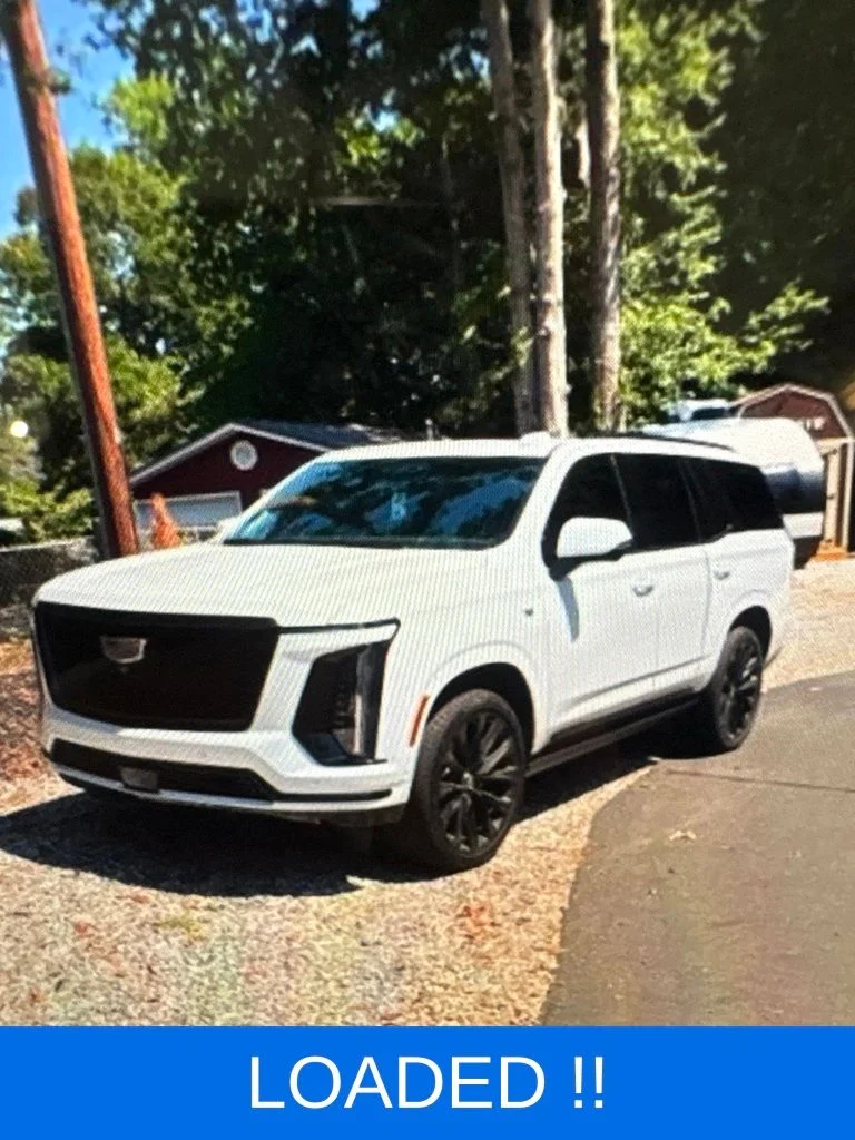 Used 2026 White Cadillac Platinum Sport image 2