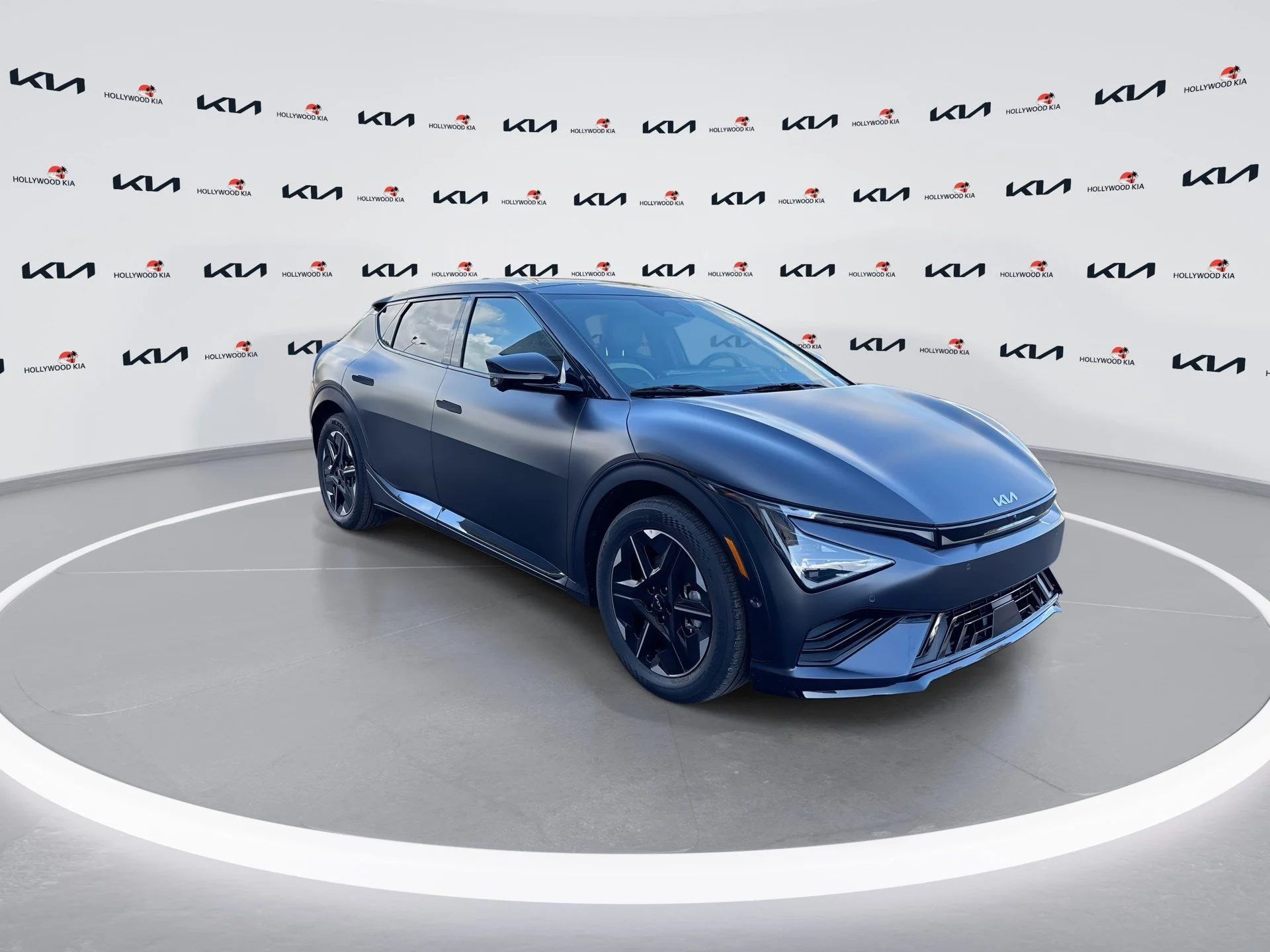 New 2026 Panthera Metal Matte Kia GT-LINE image 2