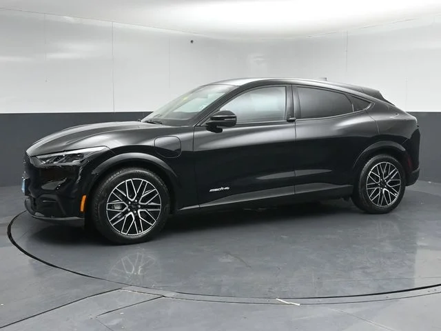 Certified Used 2025 Shadow Black Ford Premium image 4