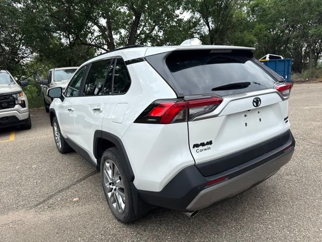 Used 2024 Off-white Toyota Limited image 7