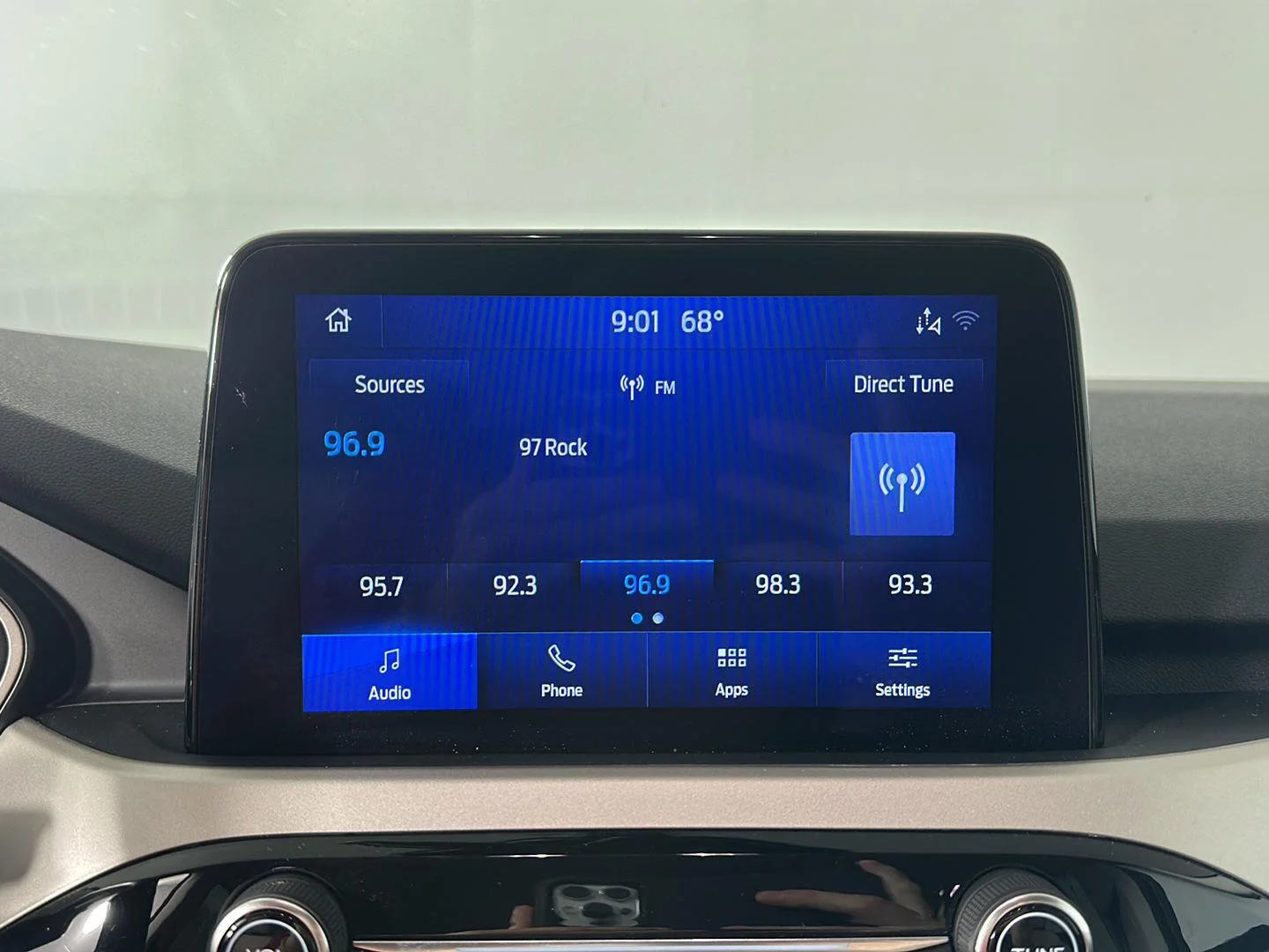 Used 2021 Desert Gold Ford SEL image 22