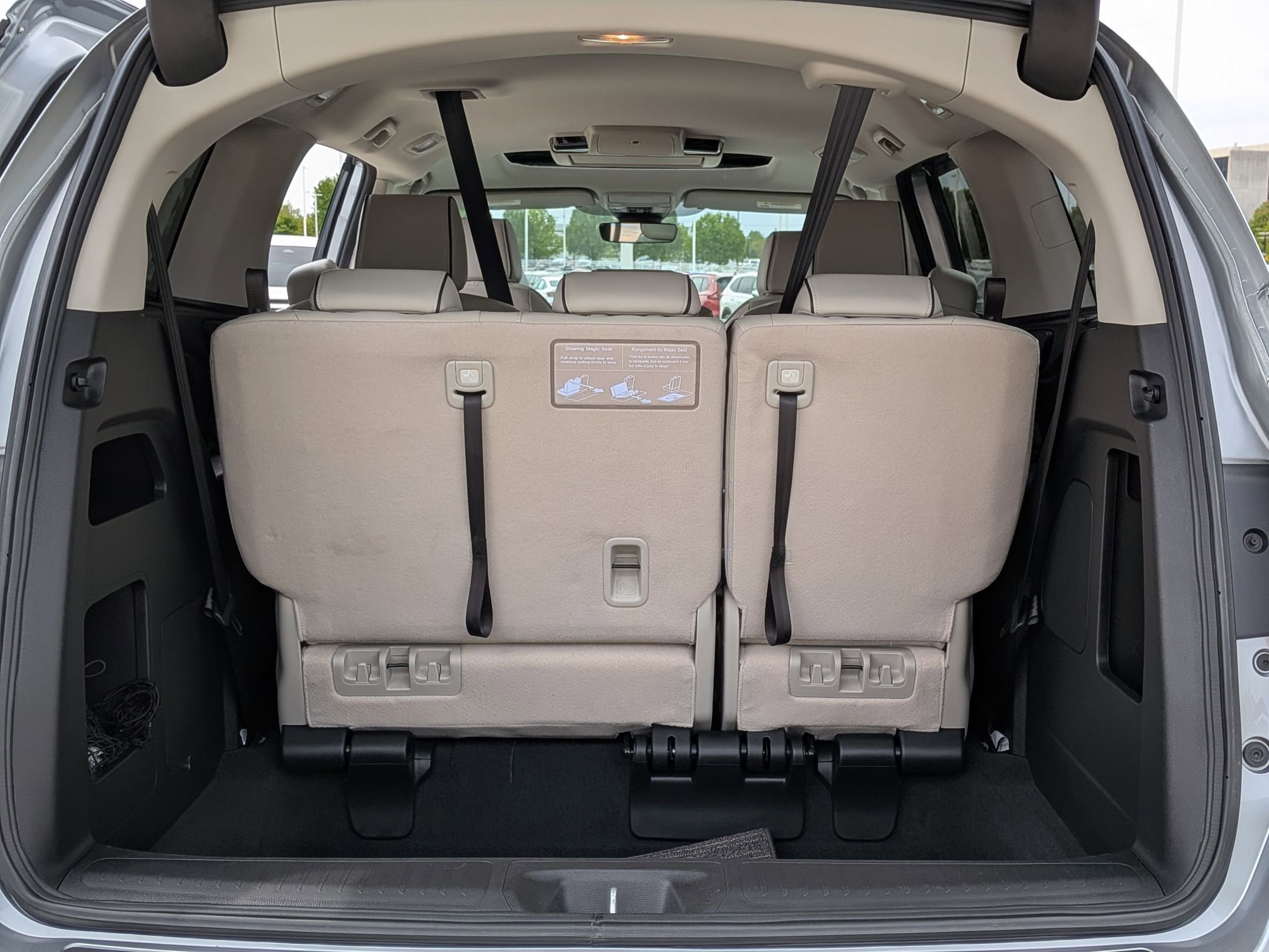 2025 Honda Odyssey Touring - Photo 27
