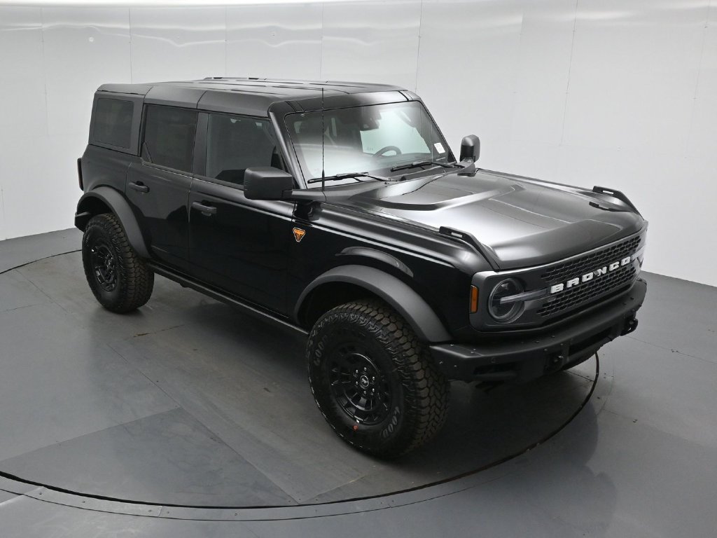 New 2026 Shadow Black Ford Badlands image 35