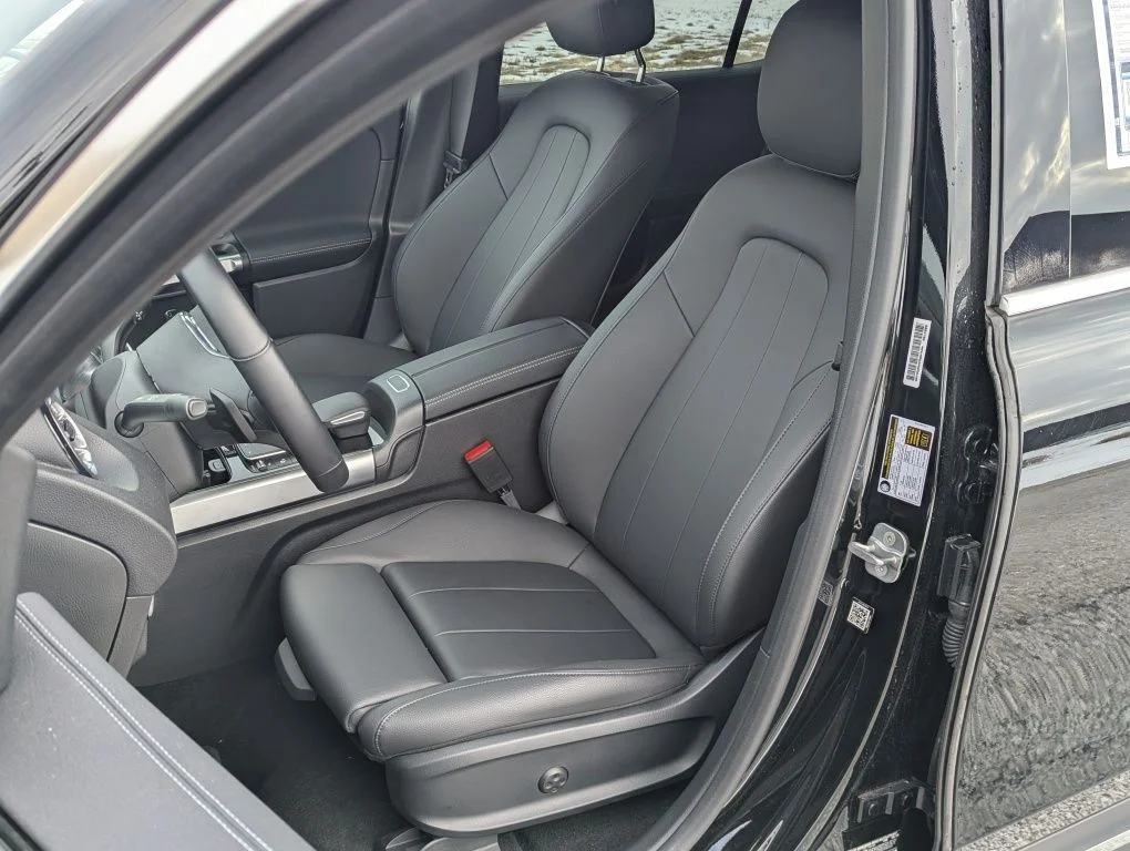 Used 2023 Black Mercedes-Benz 300 image 5