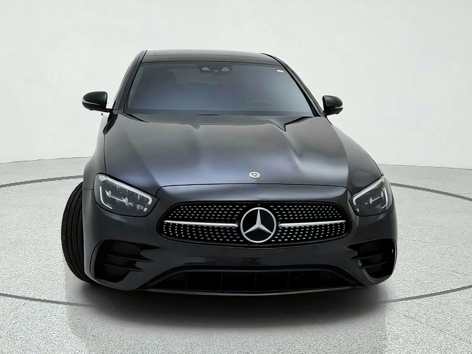 Certified Used 2022 Graphite Grey Metallic Mercedes-Benz E 350 image 3