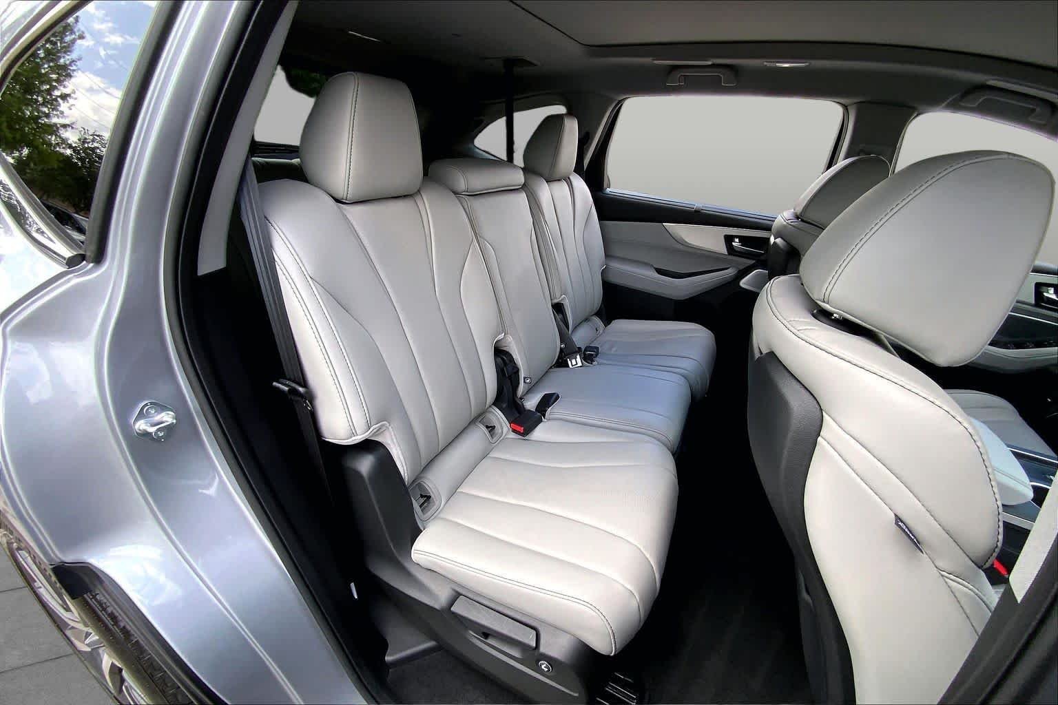 Certified Used 2026 Solar Silver Metallic Acura w/Technology Package image 20