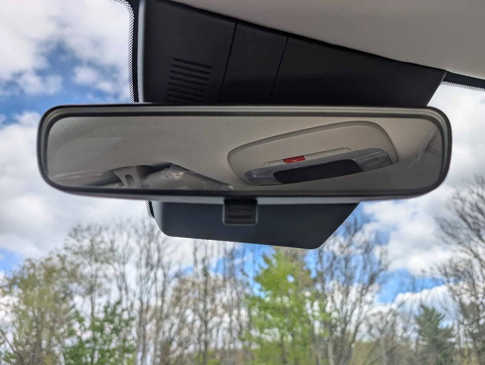 New 2026 Glacial White Pearl Kia LX image 27