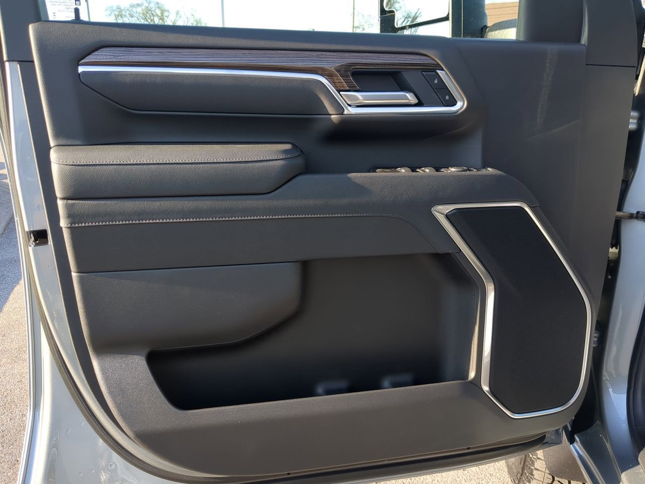 New 2026 Sterling Gray Metallic Chevrolet LT image 23