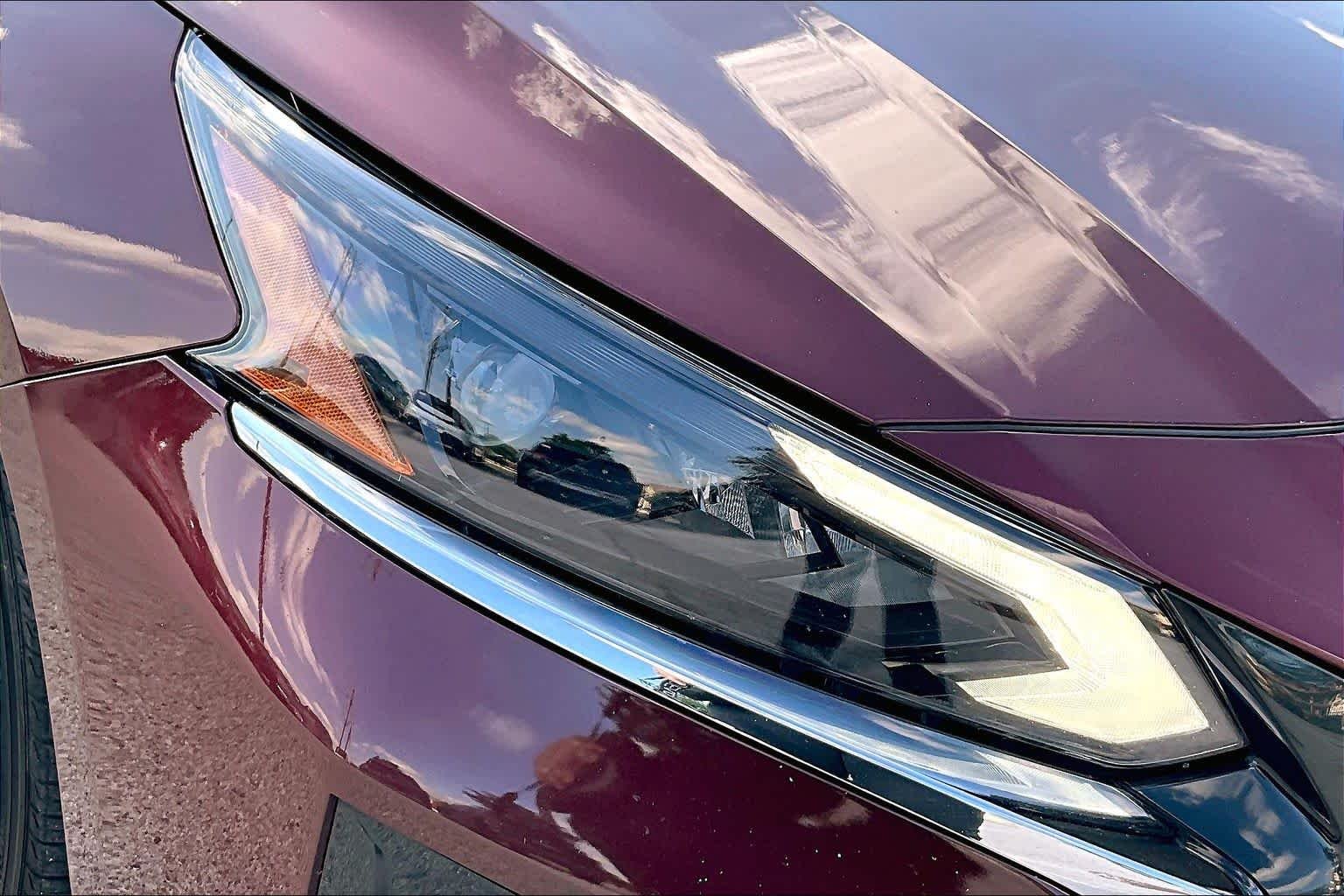 Certified Used 2025 Garnet Pearl Metallic Nissan SV image 28