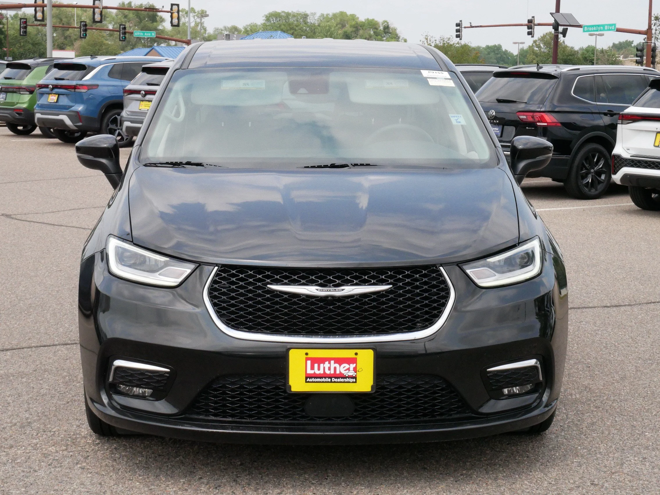 Used 2023 Chrysler Pacifica Hybrid Touring L with VIN 2C4RC1L77PR626643 for sale in Brooklyn Center, Minnesota