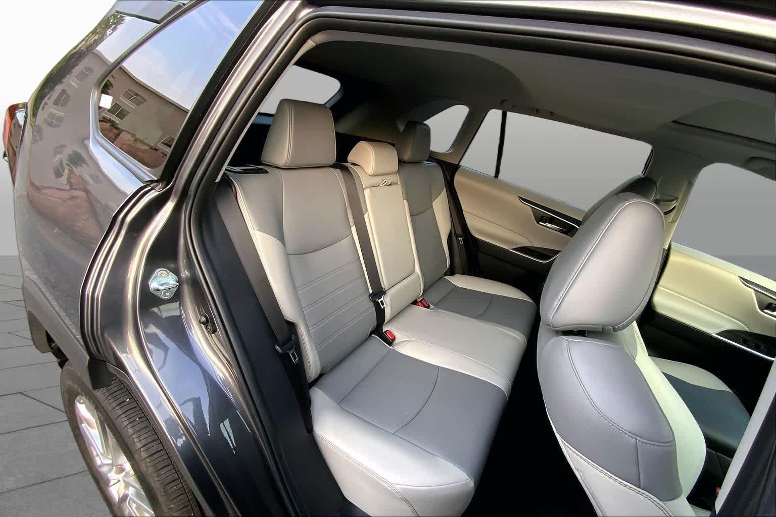 Used 2024 Magnetic Gray Metallic Toyota XLE Premium image 19