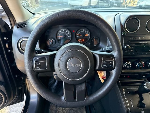 Used 2015 Black Jeep Sport image 19