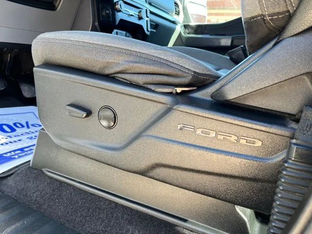 Used 2023 Silver Metallic Ford XLT image 25
