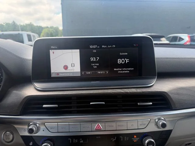 Used 2021 White Kia EX image 13