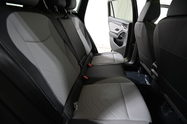 New 2026 Green Volkswagen 2.0T SE R-Line Black image 29