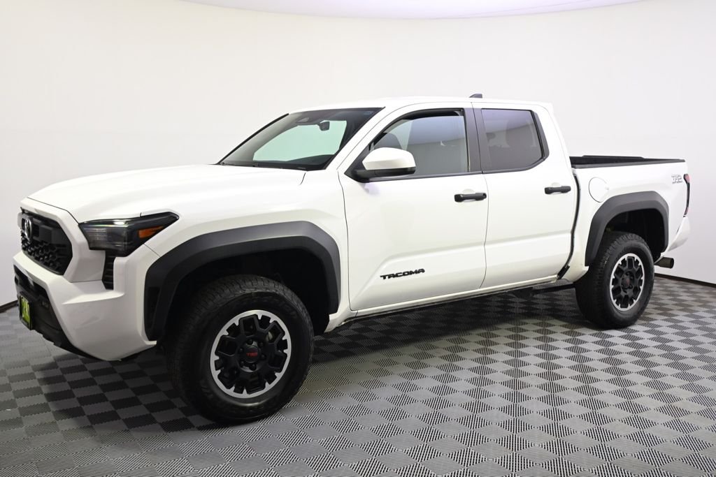 Used 2024 Toyota Tacoma TRD Off Road with VIN 3TMLB5JN0RM025862 for sale in St. Louis Park, Minnesota