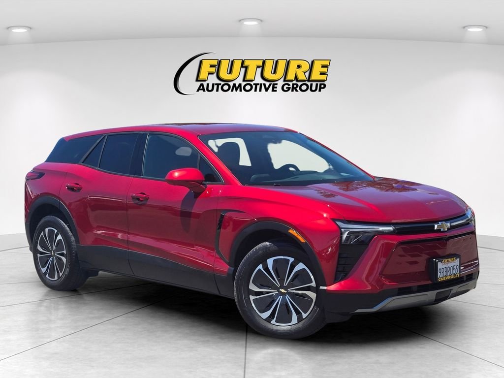 Used 2025 Red Chevrolet LT image 1