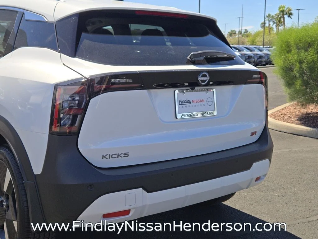 New 2026 White Nissan SR image 6