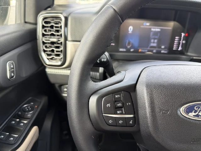 Used 2026 Beige Ford XLT image 28