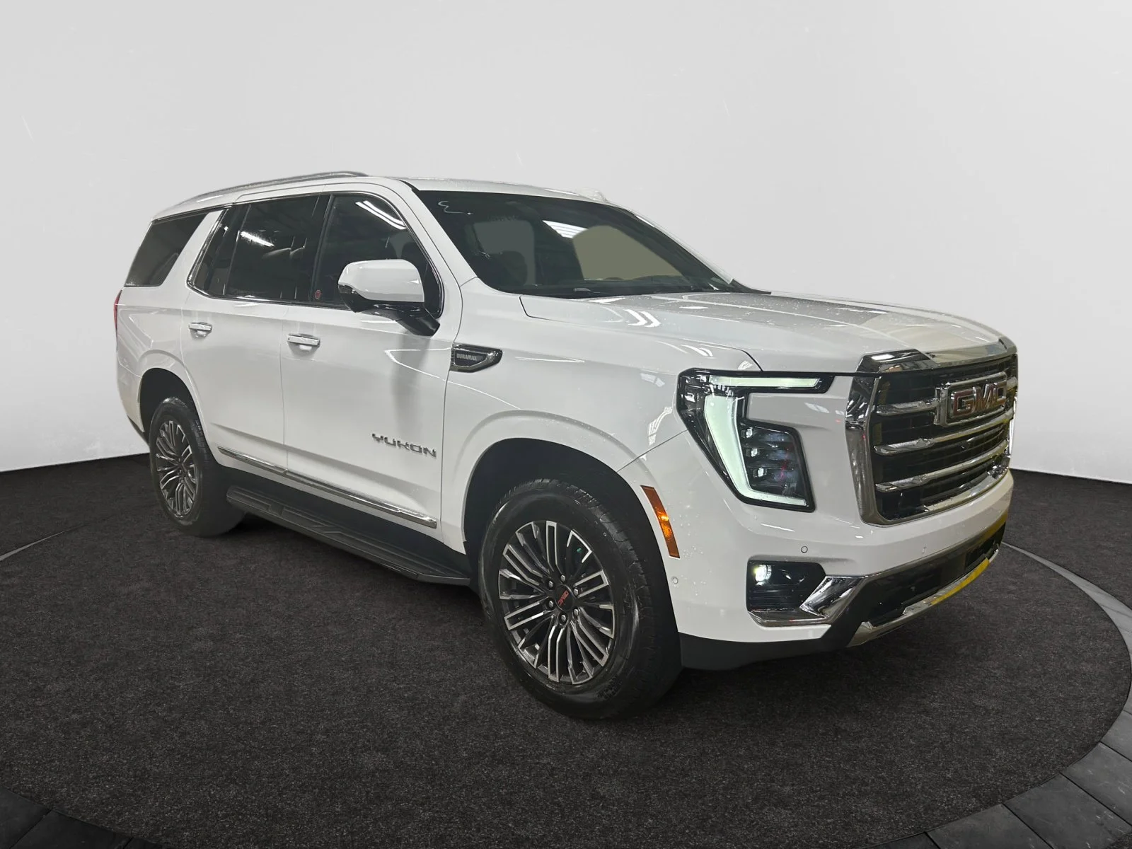 New 2026 Summit White GMC Elevation image 7