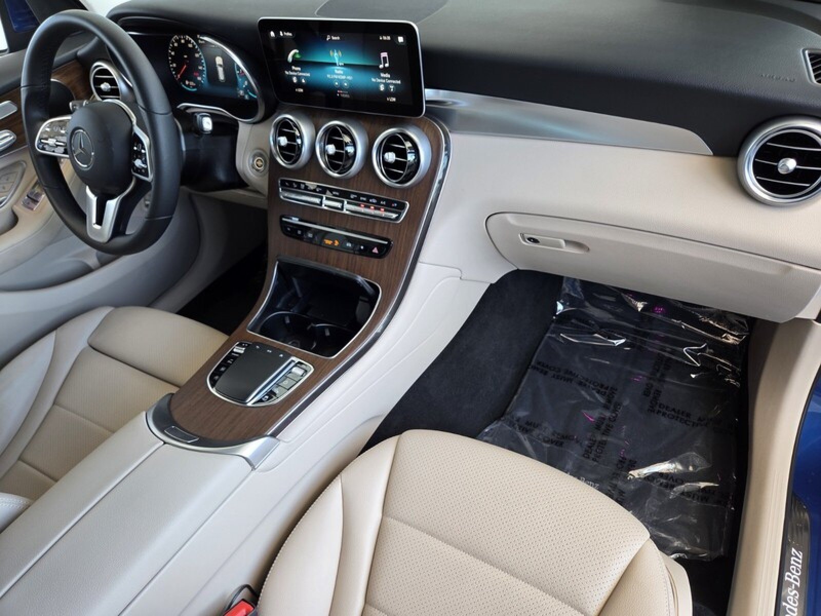 Certified Used 2022 Starling Blue Metallic Mercedes-Benz GLC 300 image 19