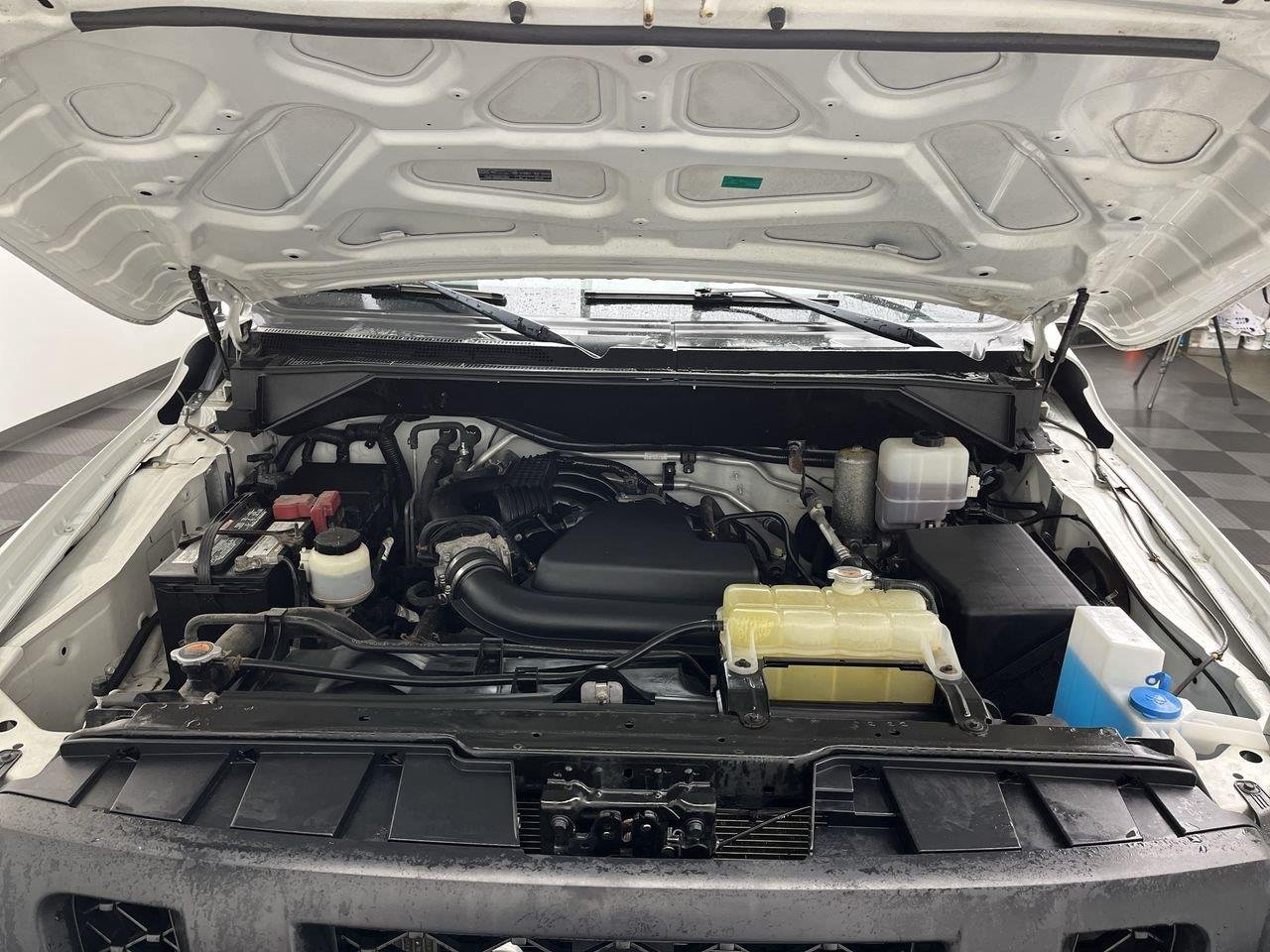 Used 2017 Glacier White Nissan S image 2
